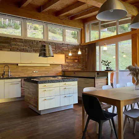 International House Apartment
