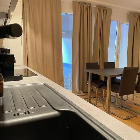 International House Apartment *