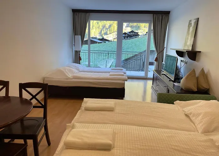 فندق International House *