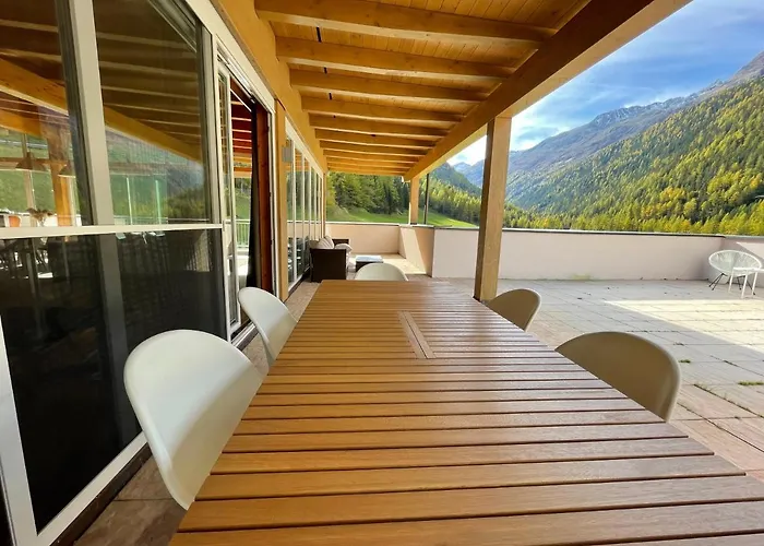 فندق International House *