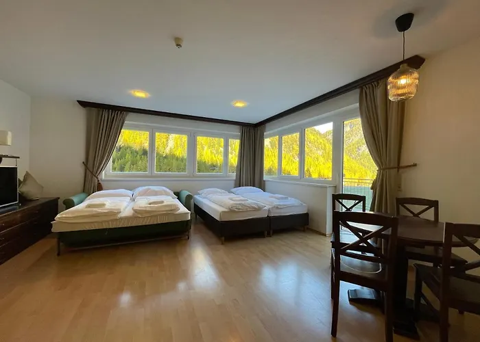 International House فندق سولدن