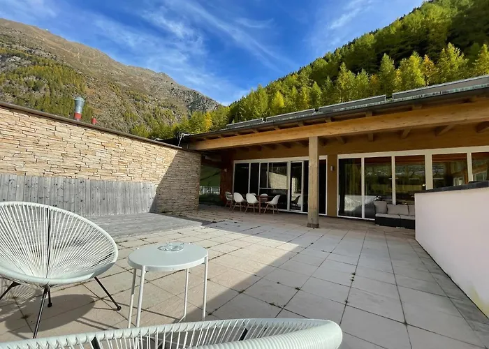 International House ホテル