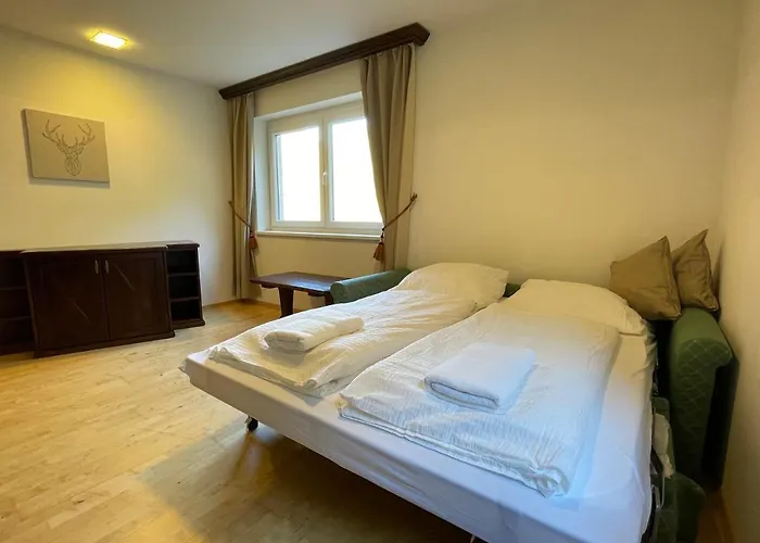 International House ゼルデン